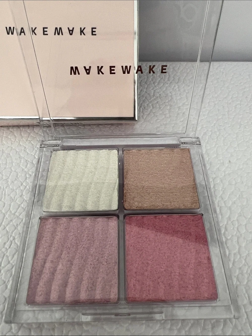 Wakemake Glow Contouring Highlighter Palette – 02 Cool Glow